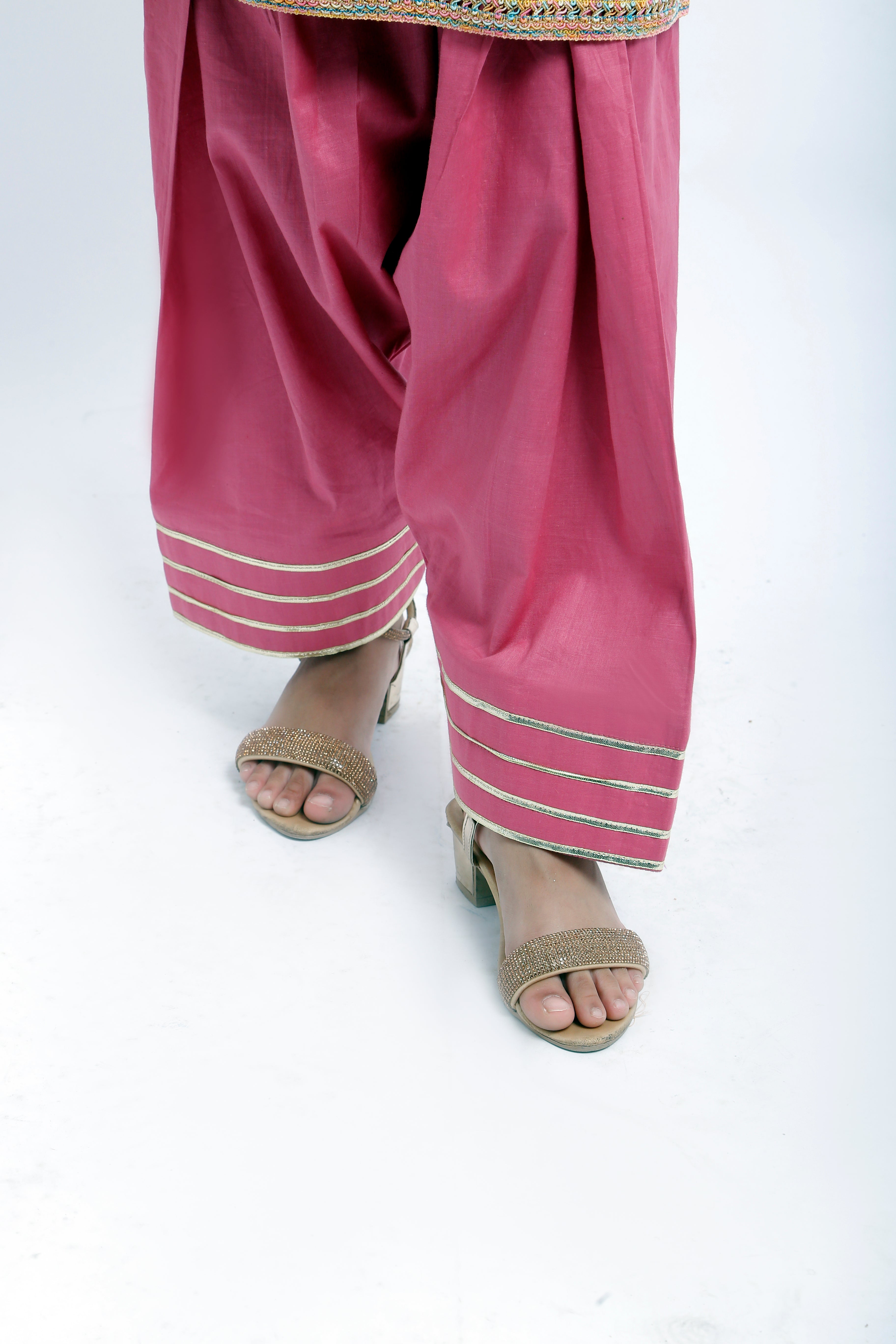 3 piece T-Pink Cotton Farshi Shalwar Kameez Suit with Multicolor & Golden Laces & Golden Chiffon Dupatta. (Stitch)