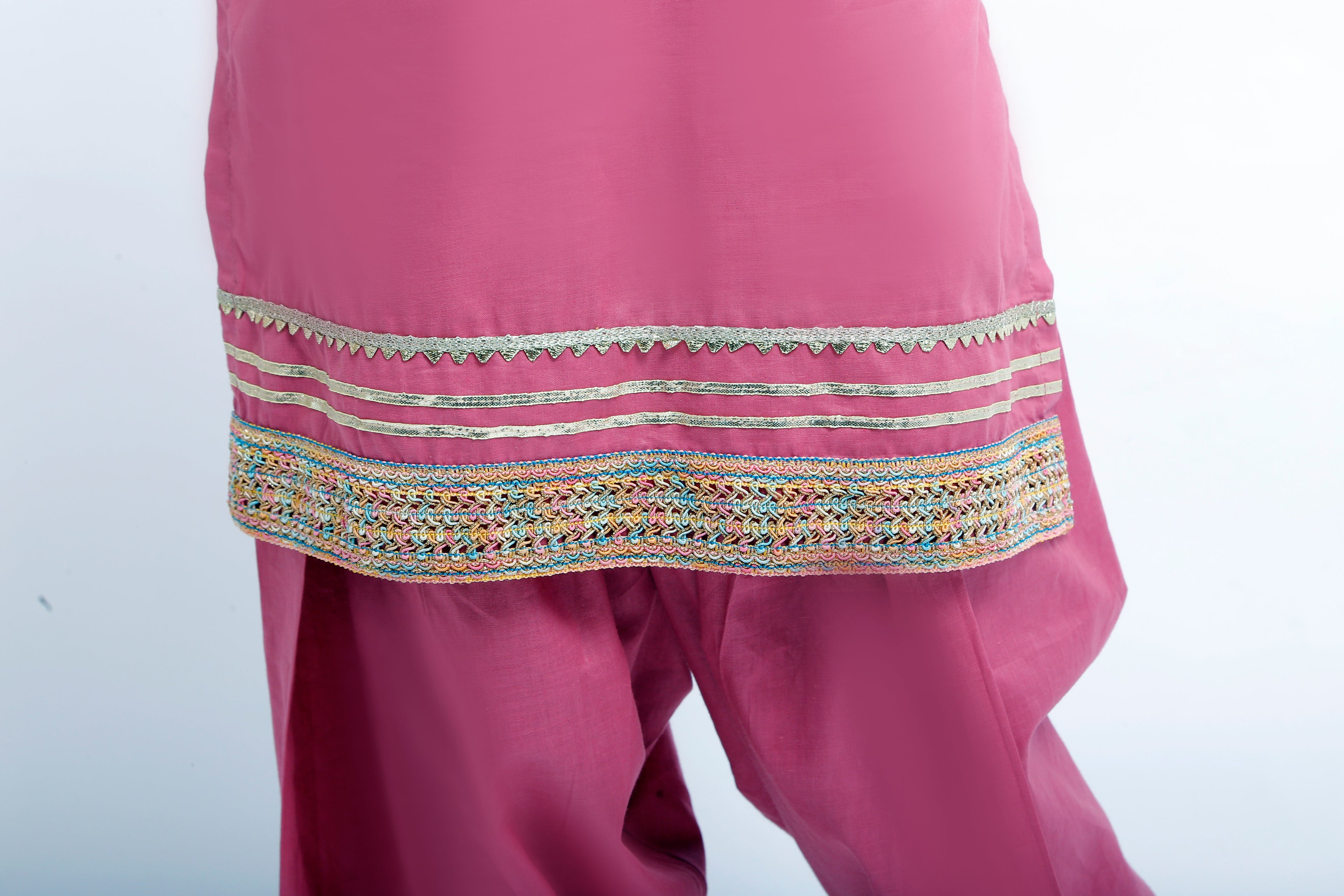 3 piece T-Pink Cotton Farshi Shalwar Kameez Suit with Multicolor & Golden Laces & Golden Chiffon Dupatta. (Stitch)