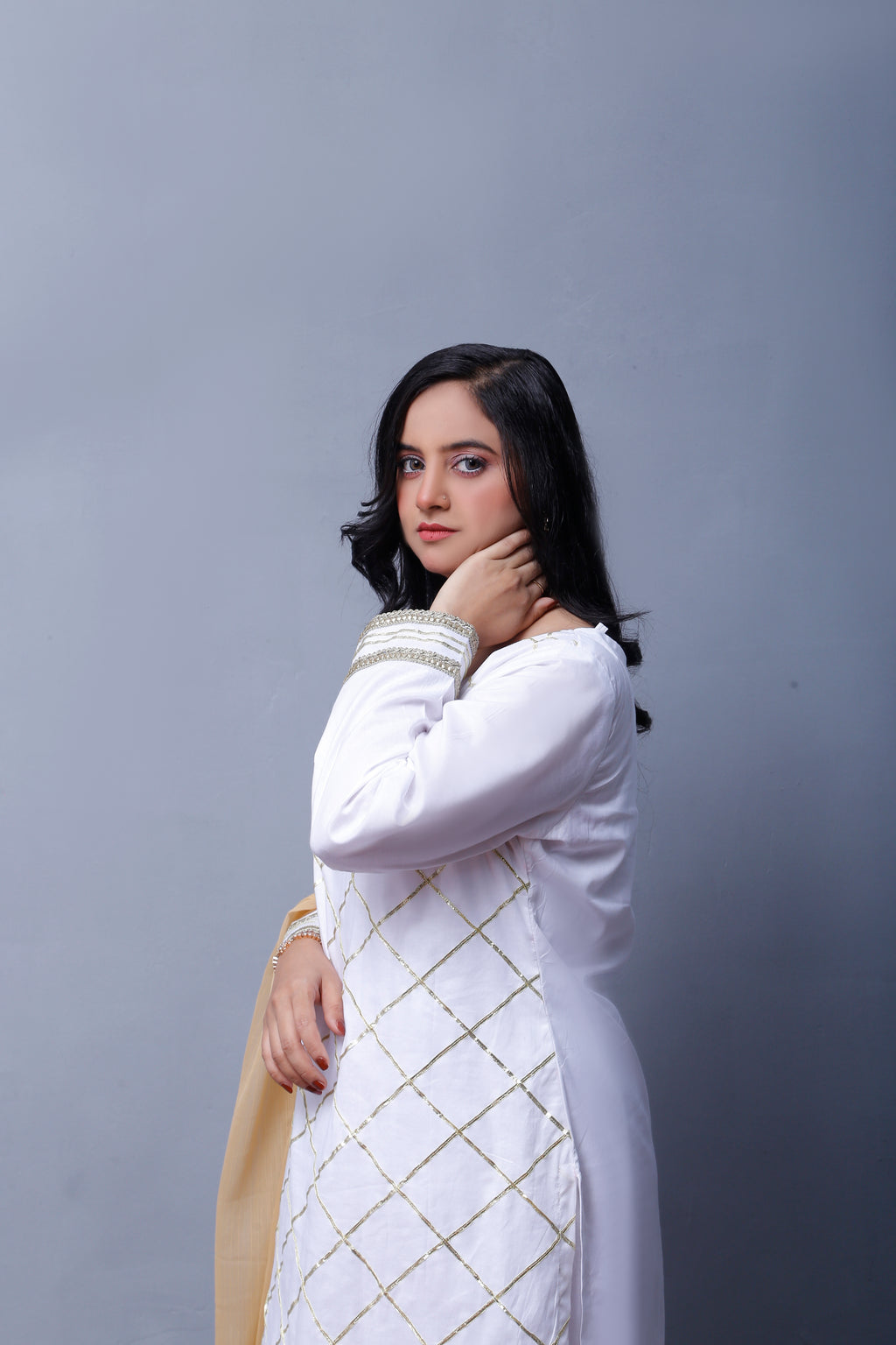 3 piece Elegant White Cotton Farshi Shalwar Kameez Suit with Golden Laces & Golden Chiffon Dupatta.(Stitch)