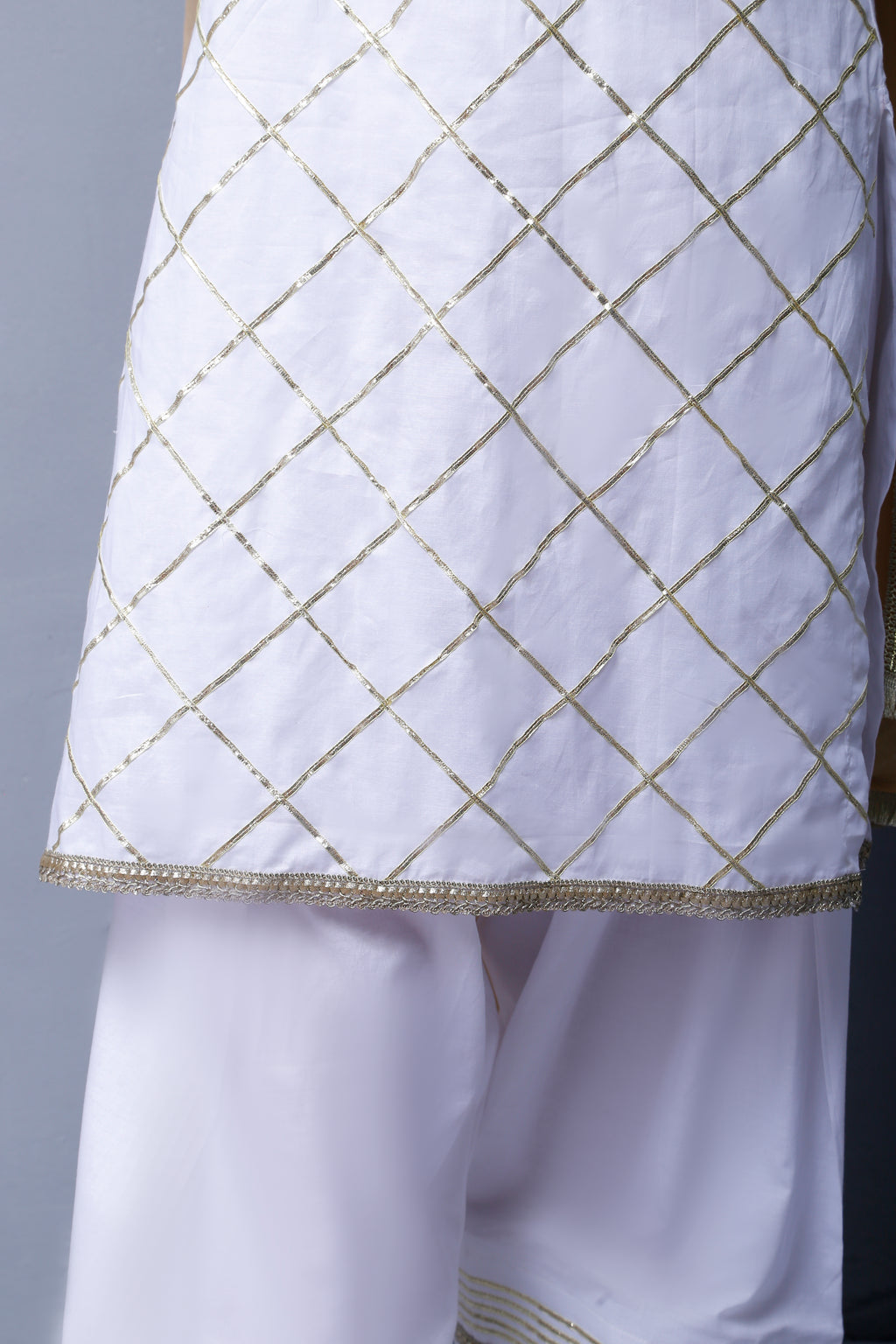 3 piece Elegant White Cotton Farshi Shalwar Kameez Suit with Golden Laces & Golden Chiffon Dupatta.(Stitch)